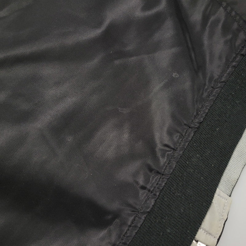 【中古品】【メンズ】 A BATHING APE アベイシングエイプ REVERSIBLE リバーシブル BOMBER JACKET ボンバー ジャケットアウタートップス 142-261007-sm-03-izu サイズ：L カラー：ブラック/グレー 万代Net店