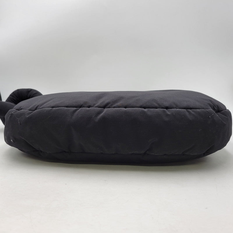 【現状渡し品】【メンズ/レディース】 HELIOT EMIL エリオット エミル PADDED SHOULDER BAG パデッド ショルダー バッグ カバン 188-261007-kh-04-izu カラー：ブラック 万代Net店