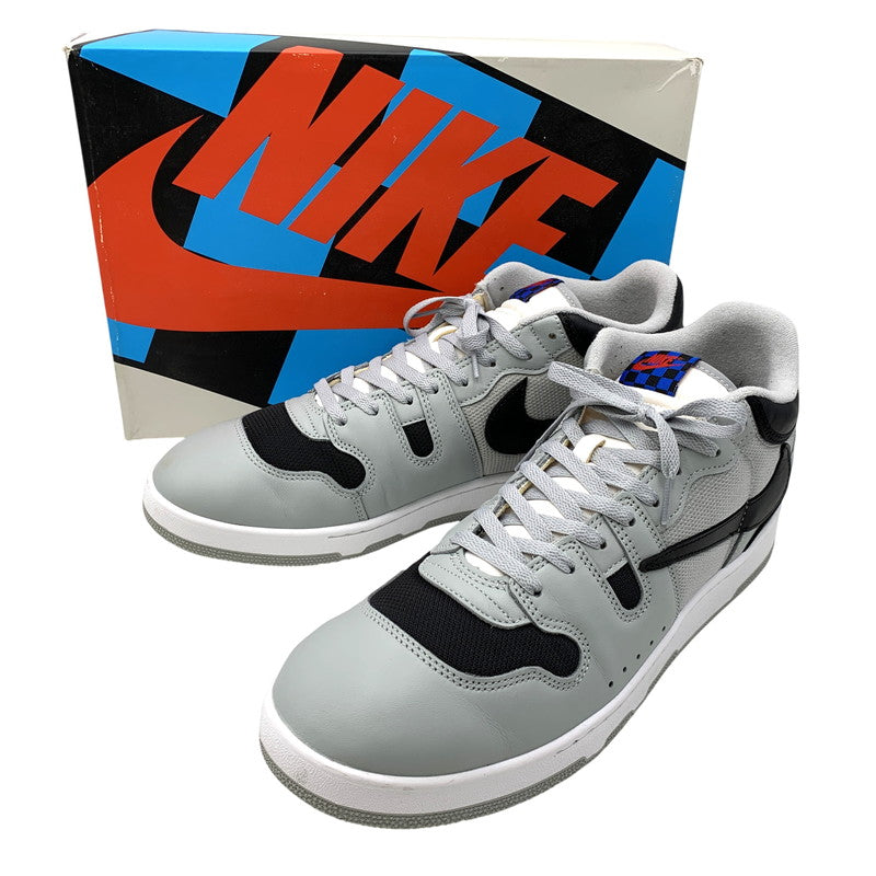 【中古品】【メンズ】 NIKE ナイキ × TRAVIS SCOTT トラヴィス スコット HF4198-001 ATTACK アタック スニーカー 靴 160-261008-kh-01-izu サイズ：33 カラー：LIGHT SMOKE GREY/BLACK-WHITE 万代Net店