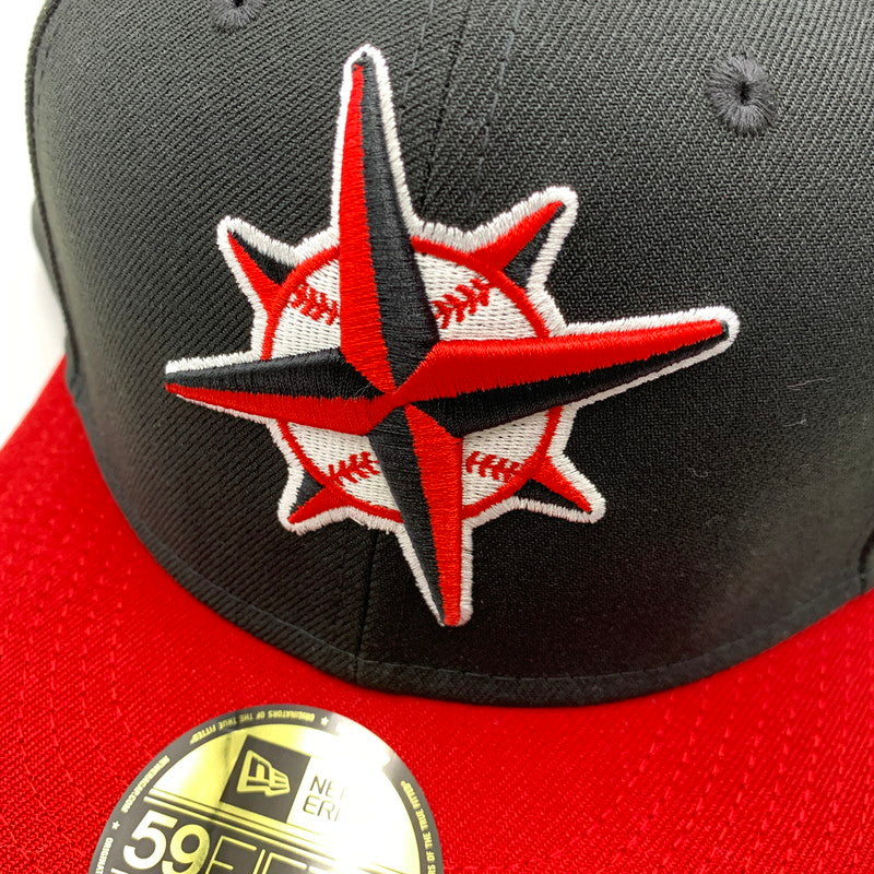 【中古品】【メンズ/レディース】 NEW ERA ニューエラ 59FIFTY SEATTLE MARINERS 30TH ANNIVERSARY CAP シアトル マリナーズ 30周年 アニバーサリー キャップ 帽子 185-261013-kh-11-izu サイズ：8 (63.5cm) カラー：ブラック×レッド 万代Net店
