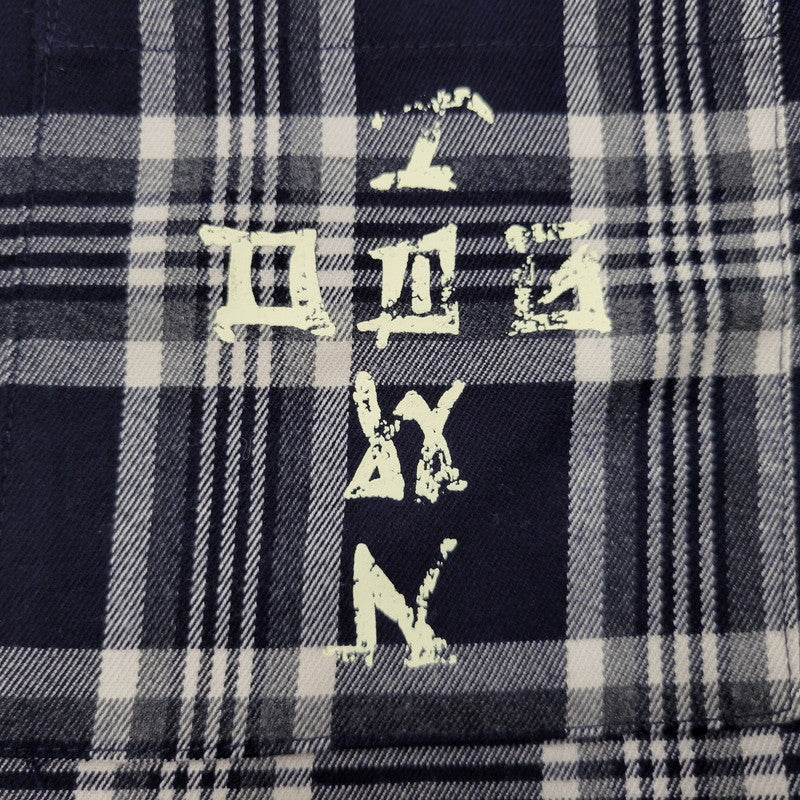 【中古品】【メンズ】 DOG TOWN ドッグタウン LOGO PRINT CHECK SHIRT ロゴ プリント チェック シャツ 長袖 トップス 142-261015-ay-02-izu サイズ：L カラー：ネイビー 万代Net店