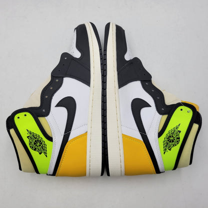 【中古美品】【メンズ】 NIKE ナイキ AIR JORDAN 1 RETRO HIGH OG 555088-118 エア ジョーダン 1 レトロ ハイ OG スニーカー 靴 160-261011-as-04-izu サイズ：27cm カラー：WHITE/BLACK-VOLT 万代Net店