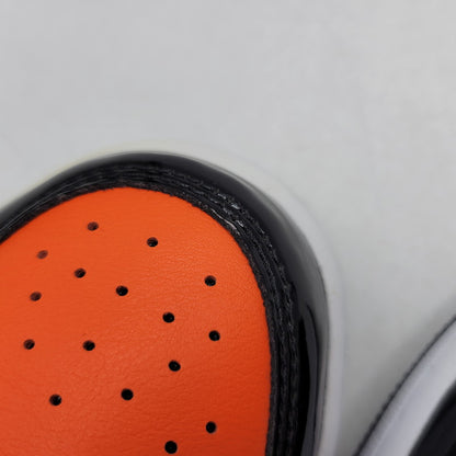 【中古品】【メンズ】 NIKE ナイキ WMNS AIR JORDAN 1 MID SE CV5276-001 ウィメンズ エア ジョーダン 1 ミッド SE スニーカー 靴 160-261011-as-07-izu サイズ：27.5cm カラー：BLACK/GAME ROYAL-WHITE-GYM RED-PINE GREEN 万代Net店