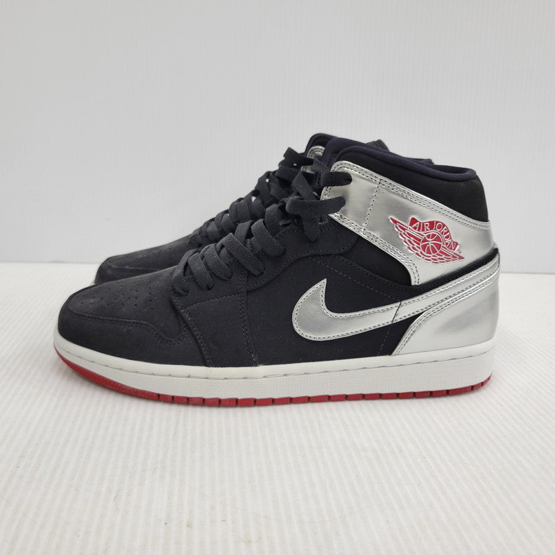 【中古品】【メンズ】 NIKE ナイキ AIR JORDAN 1 MID 554724-057 エア ジョーダン 1 ミッド スニーカー 靴 160-261010-as-15-izu サイズ：27cm カラー：BLACK/GYM RED-METALIC SILVER 万代Net店