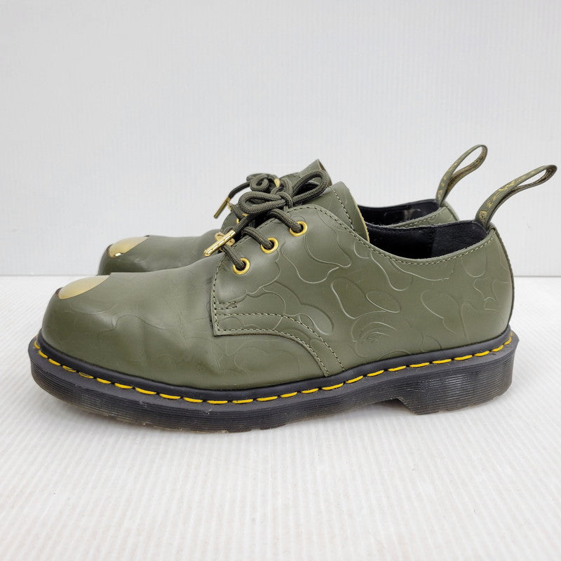 【中古品】【メンズ】 Dr.Martens ドクターマーチン × A BATHING APE アベイシングエイプ BAPE PETRI SHOE シューズ 靴 164-261010-as-03-izu サイズ：UK7 カラー：カーキ 万代Net店