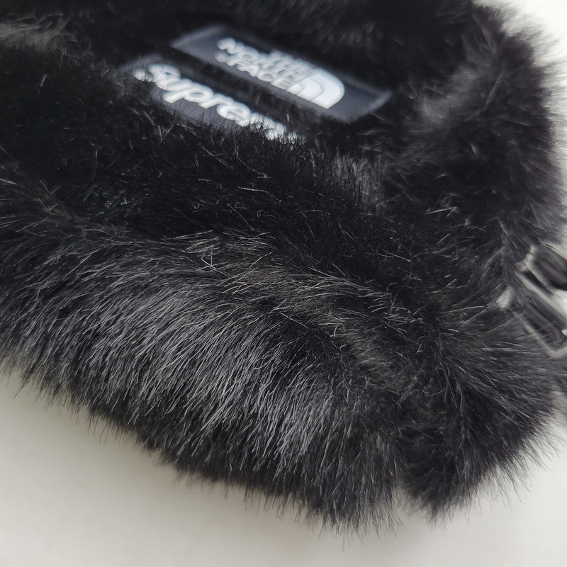 【中古品】【メンズ/レディース】 Supreme シュプリーム × THE NORTH FACE ザ・ノースフェイス FAUX FUR WAIST BAG NF0A5G87 フェイクファー ウエストバッグ カバン 鞄 188-261010-as-18-izu カラー：ブラック 万代Net店