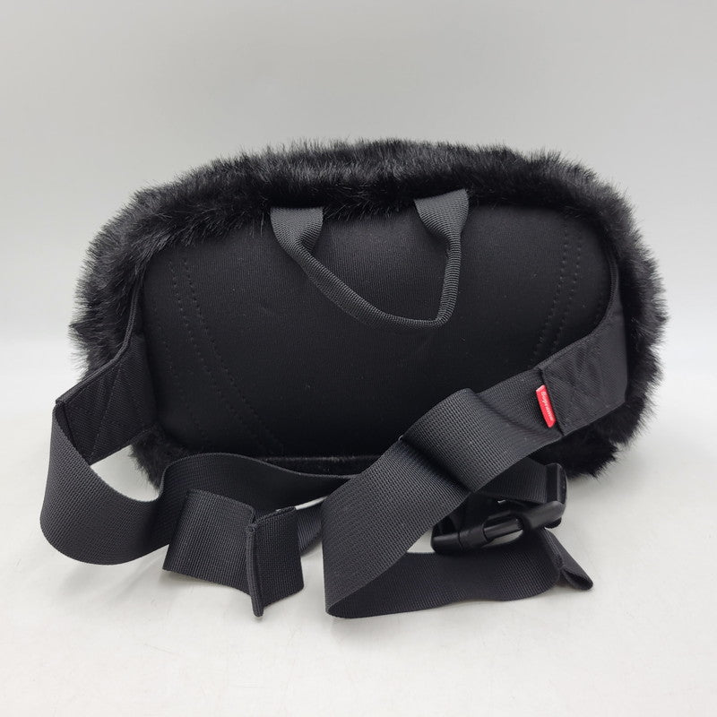【中古品】【メンズ/レディース】 Supreme シュプリーム × THE NORTH FACE ザ・ノースフェイス FAUX FUR WAIST BAG NF0A5G87 フェイクファー ウエストバッグ カバン 鞄 188-261010-as-18-izu カラー：ブラック 万代Net店