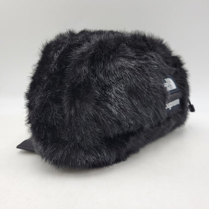【中古品】【メンズ/レディース】 Supreme シュプリーム × THE NORTH FACE ザ・ノースフェイス FAUX FUR WAIST BAG NF0A5G87 フェイクファー ウエストバッグ カバン 鞄 188-261010-as-18-izu カラー：ブラック 万代Net店