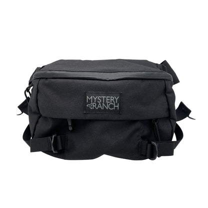 【中古品】【メンズ/レディース】 MYSTERY RANCH ミステリーランチ 299644 IN AND OUT SHOULDER BAG イン アンド アウト ショルダーバッグ カバン 188-261018-ms-25-izu カラー：ブラック 万代Net店