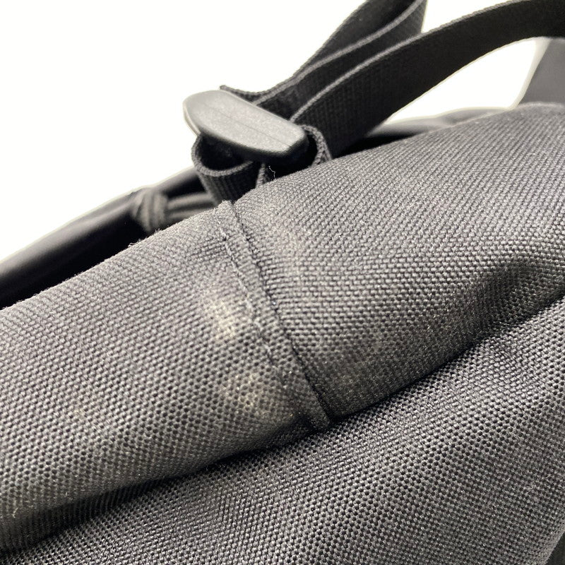 【中古品】【メンズ/レディース】 MYSTERY RANCH ミステリーランチ 299644 IN AND OUT SHOULDER BAG イン アンド アウト ショルダーバッグ カバン 188-261018-ms-25-izu カラー：ブラック 万代Net店