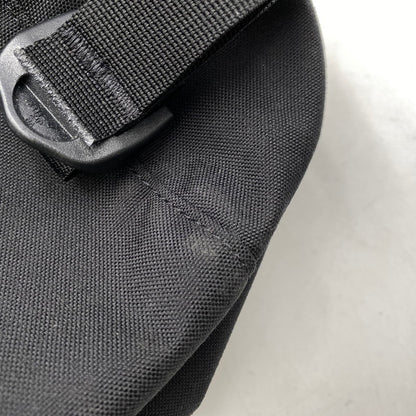 【中古品】【メンズ/レディース】 MYSTERY RANCH ミステリーランチ 299644 IN AND OUT SHOULDER BAG イン アンド アウト ショルダーバッグ カバン 188-261018-ms-25-izu カラー：ブラック 万代Net店