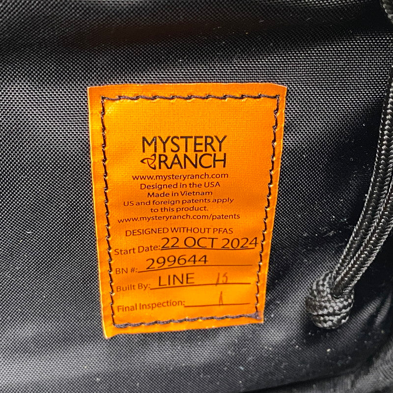 【中古品】【メンズ/レディース】 MYSTERY RANCH ミステリーランチ 299644 IN AND OUT SHOULDER BAG イン アンド アウト ショルダーバッグ カバン 188-261018-ms-25-izu カラー：ブラック 万代Net店