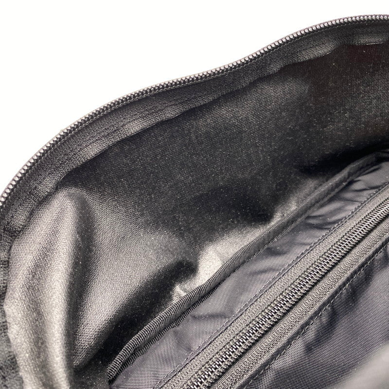 【中古品】【メンズ/レディース】 MYSTERY RANCH ミステリーランチ 299644 IN AND OUT SHOULDER BAG イン アンド アウト ショルダーバッグ カバン 188-261018-ms-25-izu カラー：ブラック 万代Net店