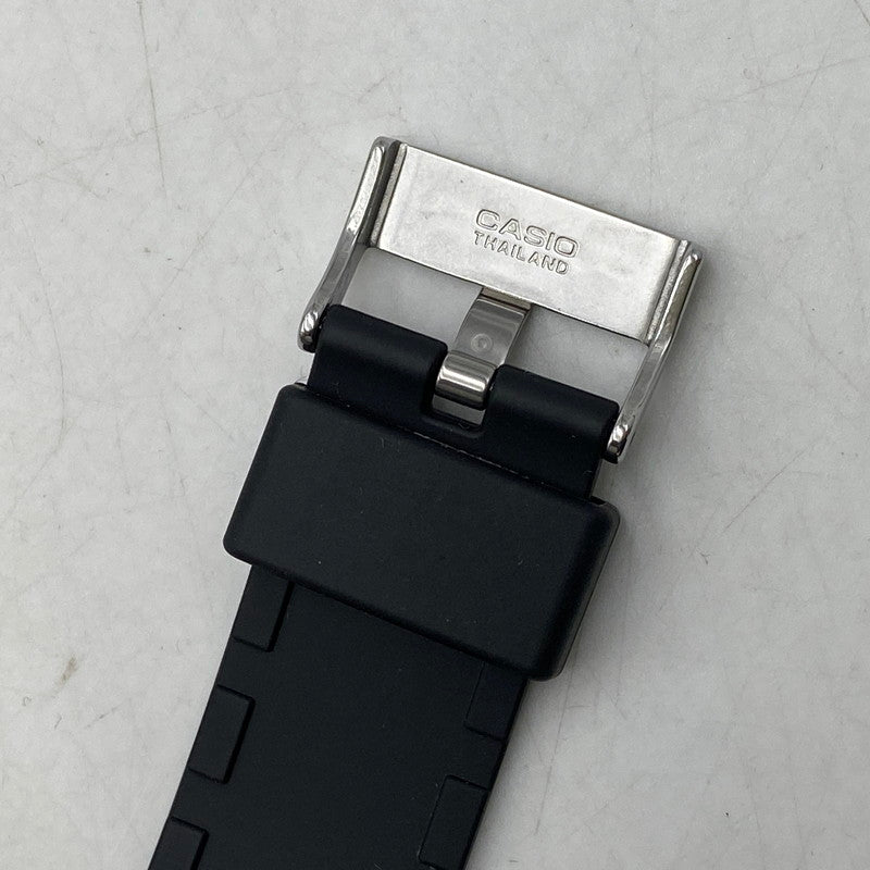 【中古品】【メンズ/レディース】 G-SHOCK ジーショック GD-010BEG DIGITAL WATCH デジタル ウォッチ 腕時計 時計 196-261017-cs-16-izu サイズ：54.9 × 51.9 × 16.1 mm カラー：ブラック×グリーン 万代Net店