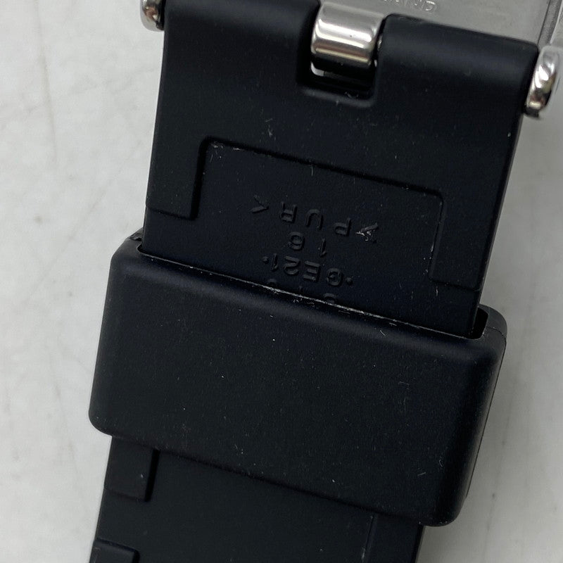 【中古品】【メンズ/レディース】 G-SHOCK ジーショック GD-010BEG DIGITAL WATCH デジタル ウォッチ 腕時計 時計 196-261017-cs-16-izu サイズ：54.9 × 51.9 × 16.1 mm カラー：ブラック×グリーン 万代Net店
