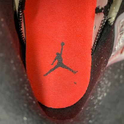 【中古品】【メンズ】 NIKE ナイキ 384664-123 AIR JORDAN 6 RETRO (2014) エア ジョーダン 6 レトロ スニーカー 靴 160-261011-kh-13-izu サイズ：27.5 カラー：WHITE/INFRARED-BLACK 万代Net店