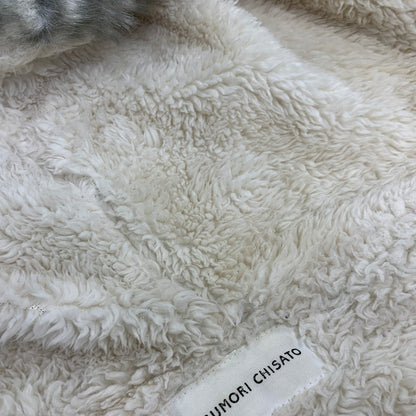【中古品】【レディース】 TSUMORI CHISATO ツモリチサト TC63JC064 ゴマフアザラシ ファーブルゾン アウター 168-261011-kh-06-izu サイズ：2 カラー：ベージュ系×グレー系 万代Net店