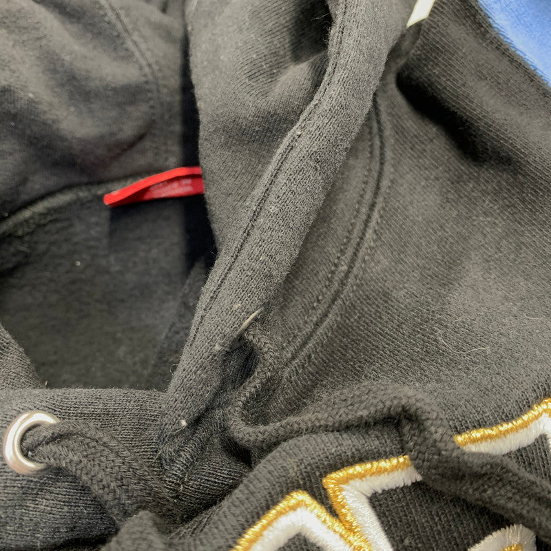 【中古品】【メンズ】 Supreme シュプリーム PANELED ARC LOGO HOODED SWEATSHIRT パネル アーチロゴ フーデッドスウェットシャツ パーカー 149-261012-as-01-izu サイズ：S カラー：ブラック×ブルー 万代Net店
