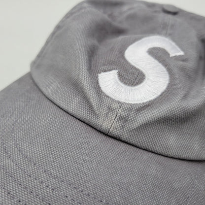 【中古品】【メンズ/レディース】 Supreme シュプリーム WASHED CANVAS S LOGO 6-PANEL ウォッシュ キャンバス Sロゴ 6パネル キャップ 帽子 185-261013-as-24-izu サイズ：ONE SIZE カラー：グレー 万代Net店