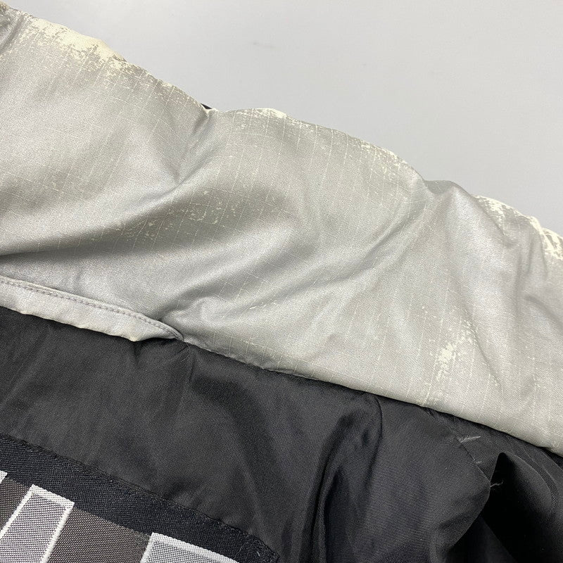 【現状渡し品】【メンズ】 HELLY HANSEN ヘリーハンセン ZN19810S LOGO DOWN JACKET ロゴ ダウン ジャケット アウター トップス 144-261024-ms-10-izu サイズ：M カラー：シルバーブラック 万代Net店