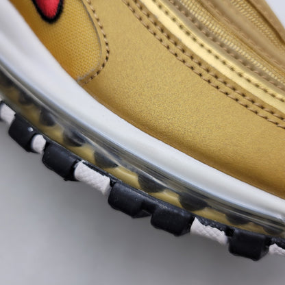 【中古品】【メンズ】 NIKE ナイキ AIR MAX 97 OG DM0028-700 エアマックス 97 OG スニーカー 靴 160-261019-as-08-izu サイズ：27.5cm カラー：METALLIC GOLD/VARSITY RED 万代Net店