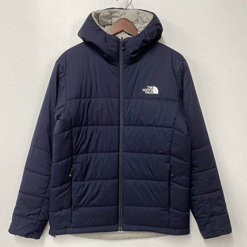 【中古品】【メンズ】 THE NORTH FACE ザ・ノースフェイス NY82080 REVERSIBLE ANYTIME INSULATED HOODIE リバーシブル インサレーテッド フーディ ジャケット アウター 144-261018-kh-01-izu サイズ：M カラー：グレー×ネイビー 万代Net店
