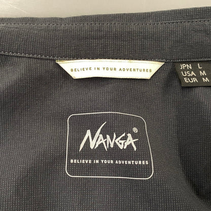 【中古品】【メンズ】 NANGA ナンガ NW2211-1H228 POLYESTER SS SHIRT ポリエステル ショートスリーブ シャツ トップス 144-261030-kh-11-izu サイズ：L カラー：ブラック 万代Net店