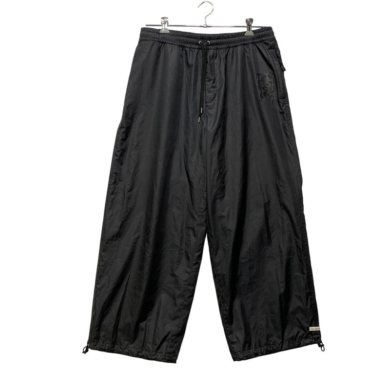 【中古品】【メンズ】 TSTS ティーエスティー 26AMM0304 RECYCLED POLYESTER WIND PANTS リサイクルド ポリエステル ウィンド パンツ ボトムス 151-261017-sm-20-izu サイズ：M カラー：ブラック 万代Net店