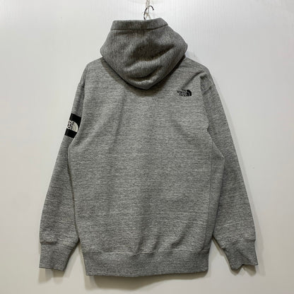 【中古品】【メンズ】 THE NORTH FACE ザ・ノースフェイス NT61835 SQUARE LOGO HOODIE スクエア ロゴ フーディー パーカー トップス 144-261020-ms-04-izu サイズ：L カラー：グレー 万代Net店
