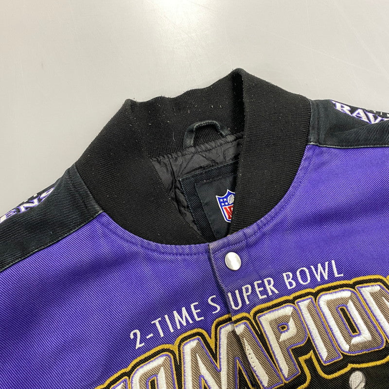 【現状渡し品】【メンズ】 NFL エヌエフエル BALTIMORE RAVENS 2-TIME SUPER BPWL CHAMPIONS JACKET チャンピオンズ ジャケット アウター 146-261015-cs-08-izu サイズ：XXL カラー：パープル 万代Net店