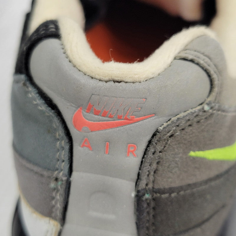 【中古品】【メンズ】 NIKE ナイキ AIR MAX 95 OG QS 810374-078 エアマックス 95 OG QS スニーカー 靴 160-261014-as-06-izu サイズ：26.5cm カラー：BLACK/VOLT-SAFETY ORANGE 万代Net店