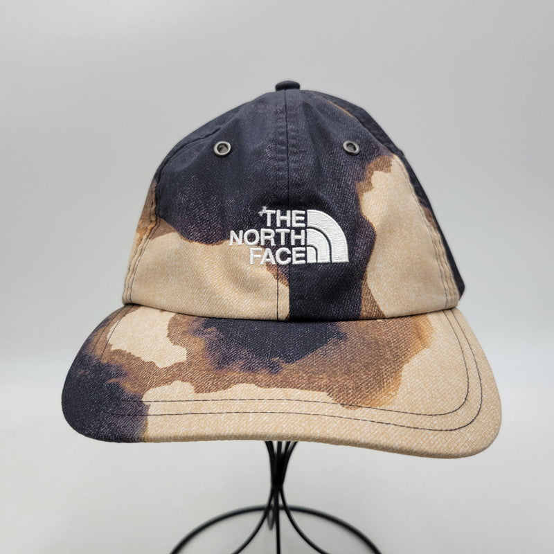 【中古品】【メンズ/レディース】 Supreme シュプリーム × THE NORTH FACE ザ・ノースフェイス BLEACHED DENIM PRINT 6-PANEL NN52152I ブリーチ デニムプリント 6パネル キャップ 帽子 185-261014-as-11-izu サイズ：FREE カラー：マルチカラー 万代Net店