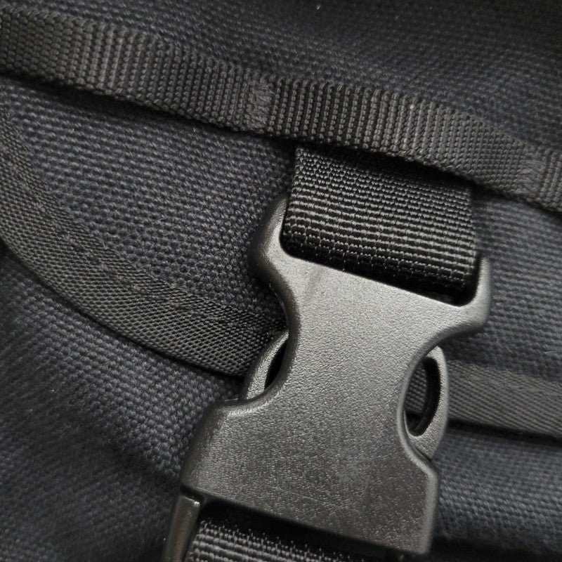 【中古品】【メンズ/レディース】 Supreme シュプリーム MINI MESSENGER BAG ミニメッセンジャーバッグ カバン 鞄 188-261014-as-10-izu カラー：ブラック 万代Net店
