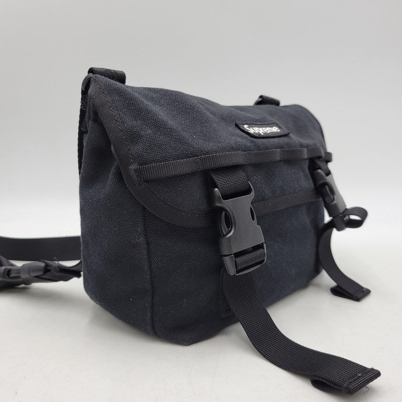【中古品】【メンズ/レディース】 Supreme シュプリーム MINI MESSENGER BAG ミニメッセンジャーバッグ カバン 鞄 188-261014-as-10-izu カラー：ブラック 万代Net店
