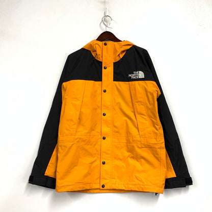 【中古品】【メンズ】 THE NORTH FACE ザ・ノースフェイス NP11834 MOUNTAIN LIGHT JACKET マウンテン ライト ジャケット アウター 144-261015-ya-11-izu サイズ：M カラー：オレンジ×ブラック 万代Net店