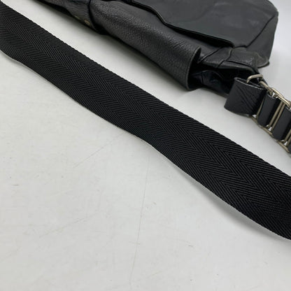 【現状渡し品】【メンズ】 ARMANI EXCHANGE アルマーニエクスチェンジ LEATHER SHOULDER BAG レザー ショルダー バッグ カバン 188-261020-yn-04-izu 万代Net店