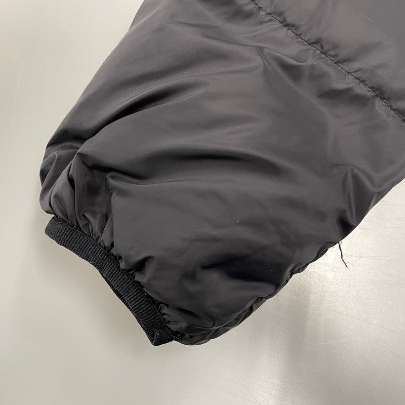 【中古品】【メンズ】 THISISNEVERTHAT ディスイズネバーザット LOGO DOWN JACKET ロゴ ダウン ジャケット アウター 140-261015-cs-05-izu サイズ：L カラー：ブラック 万代Net店