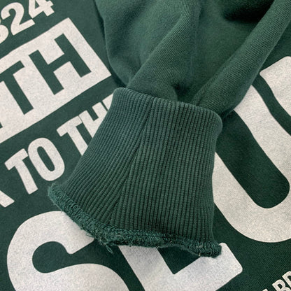 【中古品】【メンズ】 KITH キス × BROOKLYN MUSEUM ブルックリンミュージアム COLLEGE NELSON CREWNECK カレッジ ネルソン クルーネック スウェット シャツ トップス 長袖 142-261017-sm-12-izu サイズ：下記参照 カラー：グリーン 万代Net店