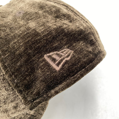 【中古品】【メンズ/レディース】 NEW ERA ニューエラ × KITH キス NEW YORK YANKEES ニューヨークヤンキース CHENILLE CHAINSTITCH 59FIFTY CAP シェニール チェーンステッチ キャップ 帽子 185-261016-sm-10-izu サイズ：7 7/8 カラー：ブラウン 万代Net店