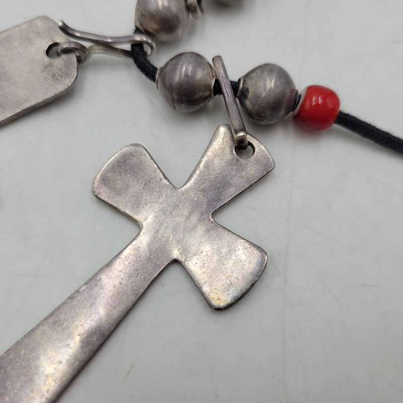 【中古品】【メンズ/レディース】 CIPPY CRAZY HORSE シッピークレイジーホース STERLING TRIPLE CROSS NECKLACE スターリング トリプル クロス ネックレス アクセサリー 191-261019-yn-05-izu カラー：シルバー×ブラック 万代Net店