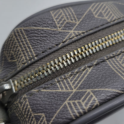 【中古品】【メンズ/レディース】 LACOSTE ラコステ NH3650L THE BLEND MONOGRAM REPORTER BAG ザ ブレンド モノグラムリポーター バッグ カバン 鞄 188-261018-ms-06-izu カラー：グレー 万代Net店