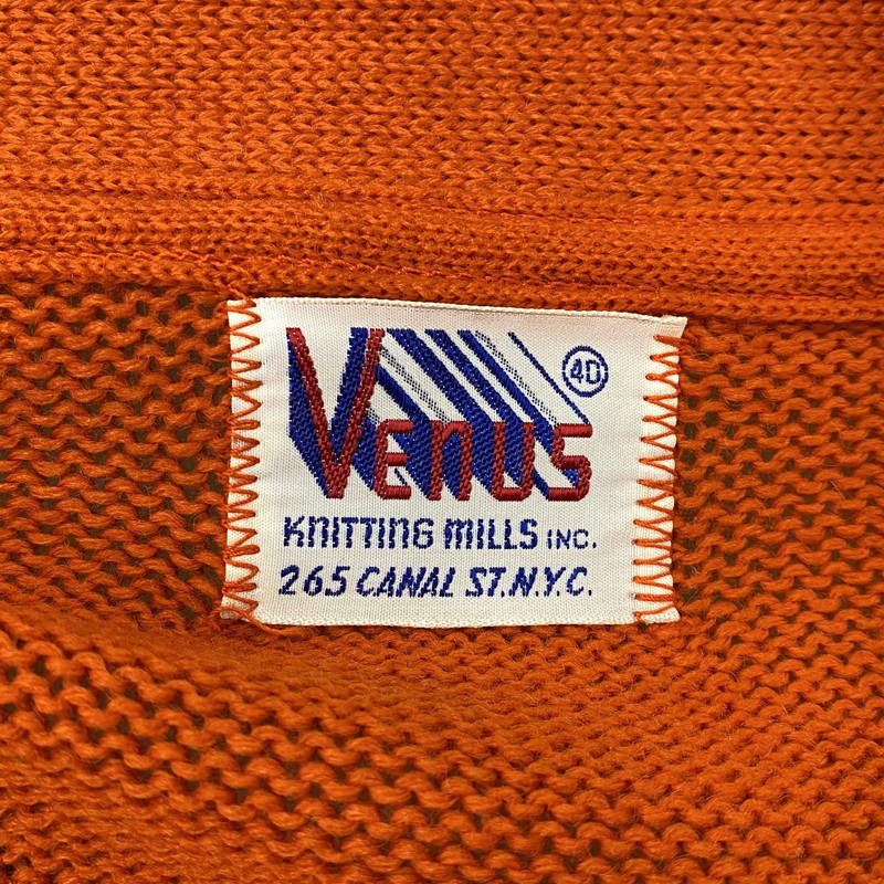 【現状渡し品】【メンズ】 VENUS KNITTING MILLS ヴィーナス ニッティング ミルズ WOOL LETTERED CARDIGAN ウール レタード カーディガン トップス 長袖 146-261024-ms-06-izu サイズ：40 カラー：オレンジ 万代Net店