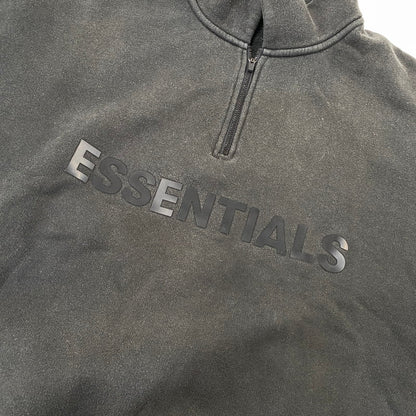 【中古品】【メンズ】 ESSENTIALS エッセンシャルズ HALF ZIP SWEATSHIRT ハーフ ジップ スウェット トップス 142-261024-ms-01-izu サイズ：M カラー：ブラック 万代Net店