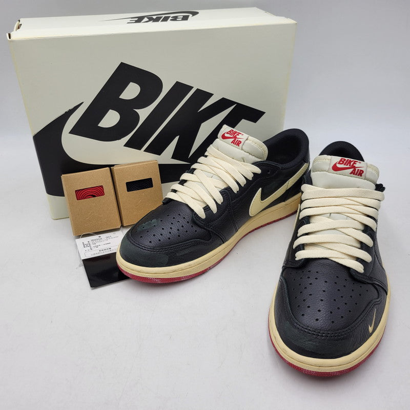 【中古品】【メンズ】 NIKE ナイキ × NIGEL SYLVESTER ナイジェル・シルヴェスター IB8958-001 AIR JORDAN 1 RETRO LOW OG エア ジョーダン 1 レトロ ロー OG スニーカー シューズ 靴 160-261018-ms-03-izu サイズ：27ｃｍ カラー：BETTER WITH TIME 万代Net店