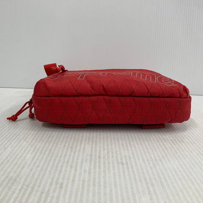 【中古品】【メンズ/レディース】 SUPREME シュプリーム 18AW SHOULDER BAG ショルダー バッグ カバン 鞄 188-261019-cs-02-izu カラー：レッド 万代Net店