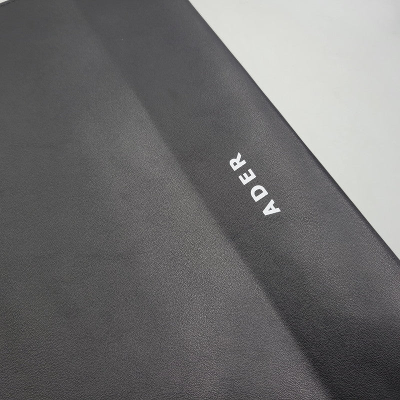 【中古品】【メンズ/レディース】 ADER ERROR アーダーエラー BKAFWTB12BK WIDE SHOPPER BAG ワイド ショッパー バッグ カバン 鞄 188-261019-cs-17-izu サイズ：F カラー：ブラック 万代Net店