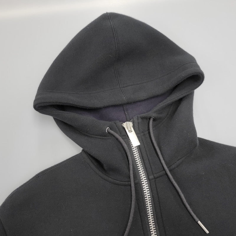 【中古品】【レディース】 SACAI サカイ 23-06558 SPONGE ZIP SWEAT HOODIE スポンジ ジップ スウェット フーディー トップス 長袖 168-261023-cs-03-izu サイズ：2 カラー：ブラック 万代Net店
