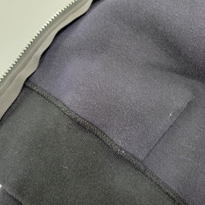 【中古品】【レディース】 SACAI サカイ 23-06558 SPONGE ZIP SWEAT HOODIE スポンジ ジップ スウェット フーディー トップス 長袖 168-261023-cs-03-izu サイズ：2 カラー：ブラック 万代Net店