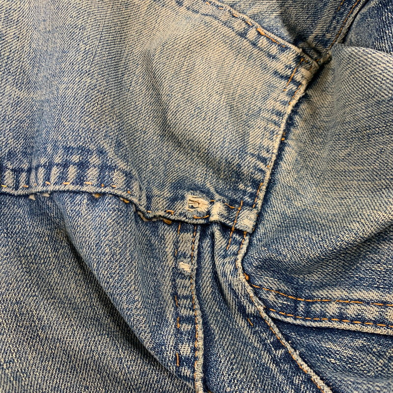 【現状渡し品】【メンズ】 LEVI'S リーバイス 70505 刻印52 USA製 3RD DENIM TRACKER JACKET デニム トラッカー ジャケット アウター 146-261024-ya-18-izu サイズ：下記参照 カラー：インディゴ 万代Net店
