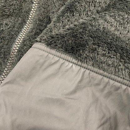 【中古品】【メンズ】 STUSSY ステューシー×NIKE ナイキ HQ8524-010 25AW FULL ZIP FLEECE フル ジップ フリース アウター 142-261022-yn-02-izu サイズ：L カラー：ブラック 万代Net店